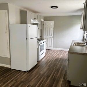 201 Hill Ave, Salina, NY 13211 - photo 2