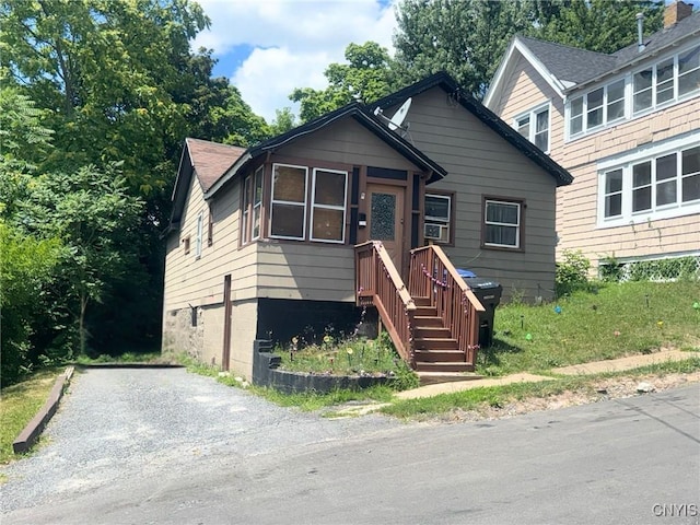 131 Delong Ave, Syracuse, NY 13208 - photo 1