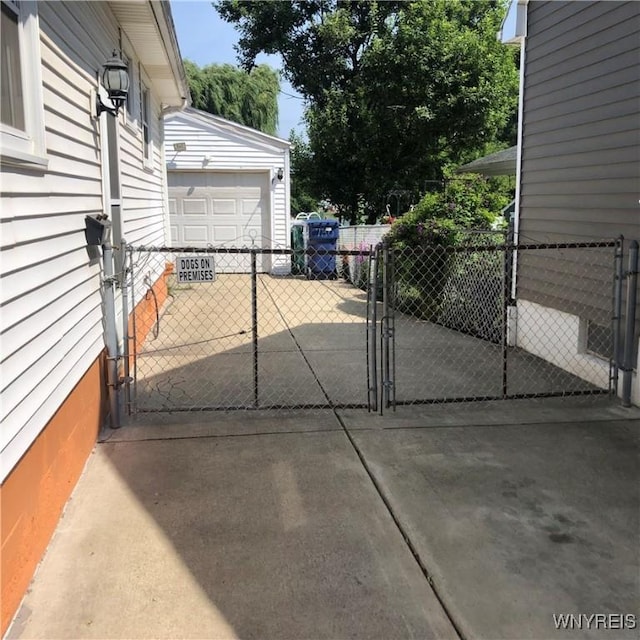 780 Tifft St, Buffalo, NY 14220 - photo 4