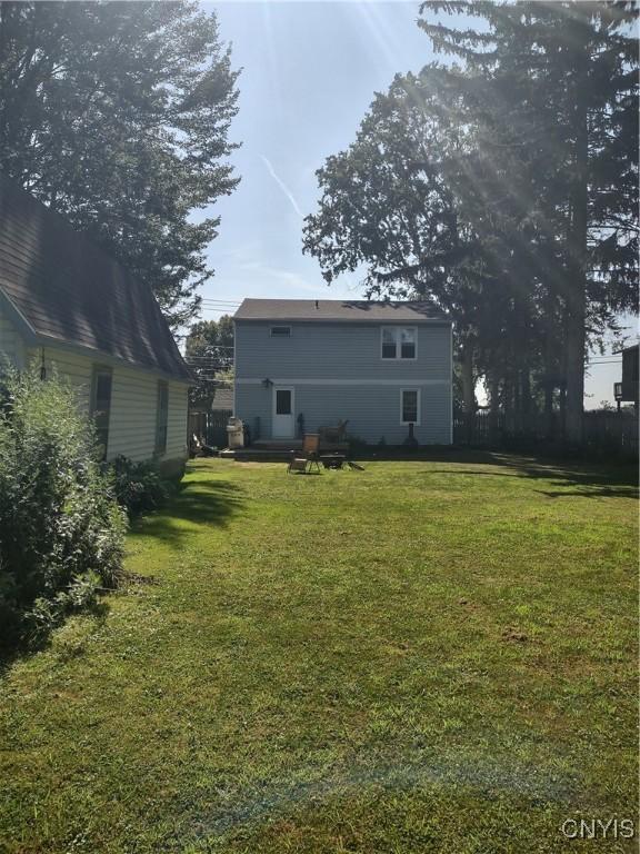 6904 Larkin St, Salina, NY 13088 - photo 36