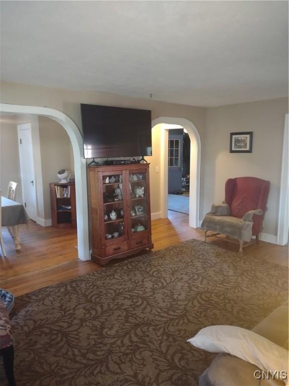 6904 Larkin St, Salina, NY 13088 - photo 5