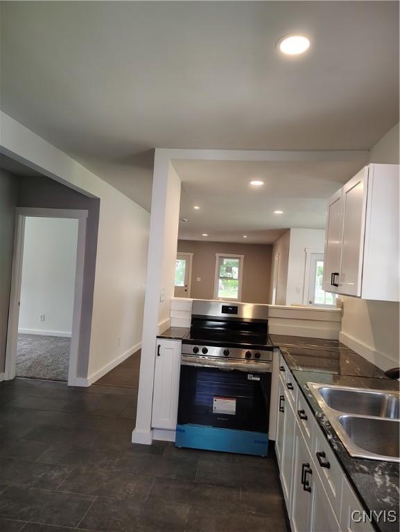 712 Tulip St, Salina, NY 13088 - photo 4