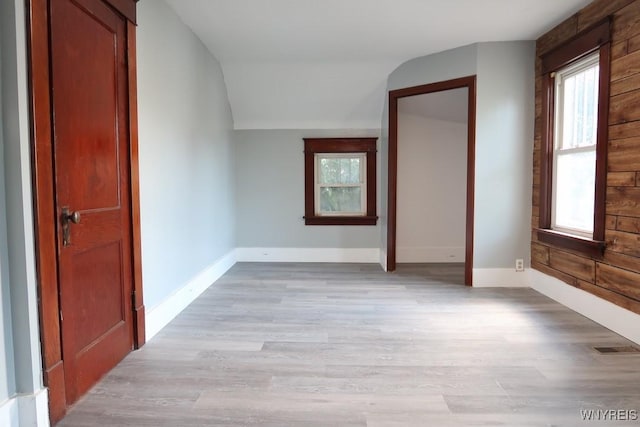 260 70th St, Niagara Falls, NY 14304 - photo 15
