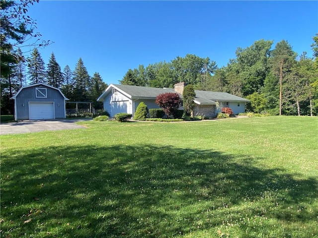 3881 Chaintree Dr, Marion, NY 14505 - photo 1