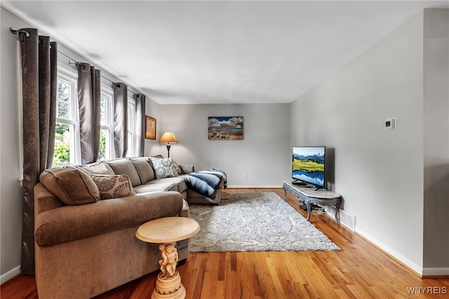 1327 104th St, Niagara Falls, NY 14304 - photo 5