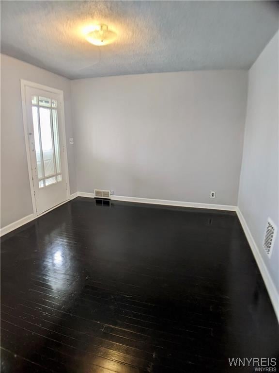 2449 Grand Ave, Niagara Falls, NY 14301 - photo 18