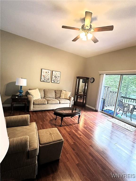 354 Old Meadow Dr, Amherst, NY 14051 - photo 6