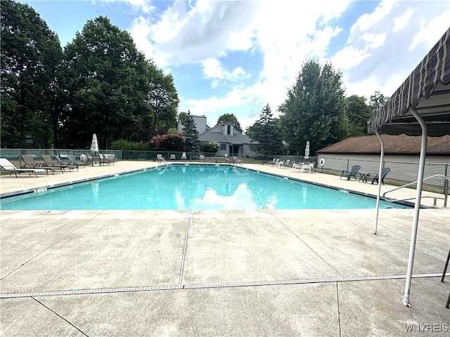 354 Old Meadow Dr, Amherst, NY 14051 - photo 26