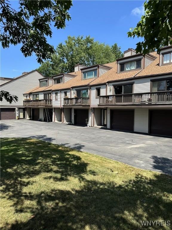 354 Old Meadow Dr, Amherst, NY 14051 - photo 1