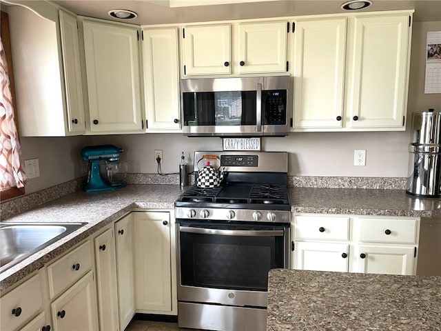 201 Dunbar Rd, Parma, NY 14468 - photo 10