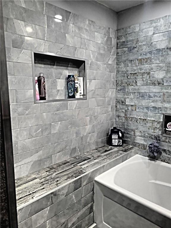 206 Rowley Dr, Gates, NY 14624 - photo 13