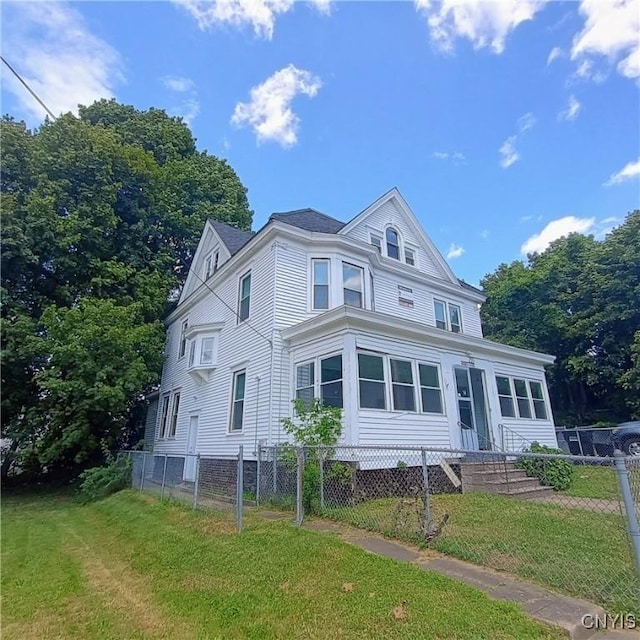 233 Amherst Ave, Syracuse, NY 13205 - photo 2