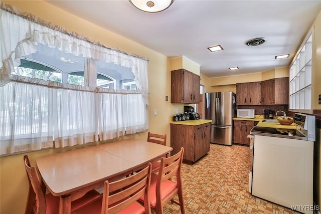 26 Devon Ln, Amherst, NY 14221 - photo 9