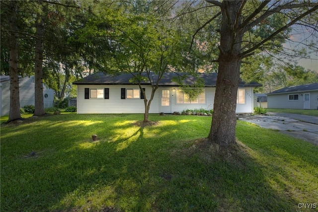 7924 John Huss Ave, Cicero, NY 13030 - photo 1