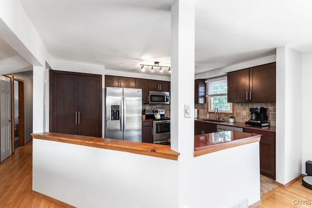 8145 Rapallo Way, Clay, NY 13041 - photo 11