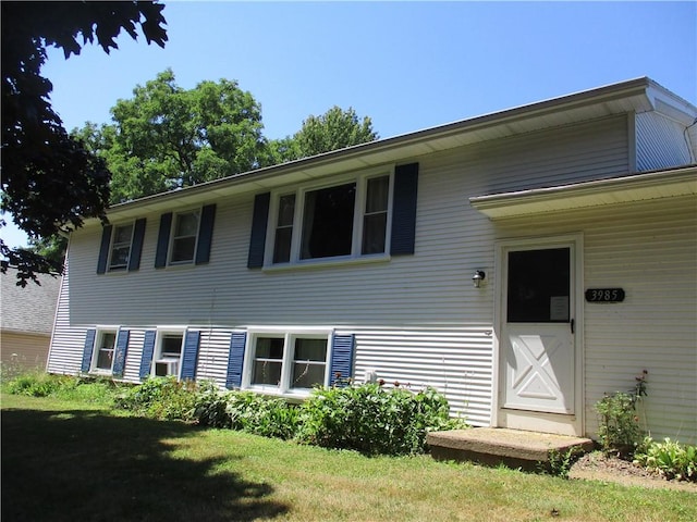 3985 Ontario Center Rd, Walworth, NY 14568 - photo 1