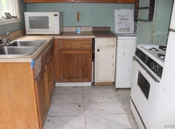 18 Hillside Pl, Lloyd, NY 12528 - photo 4