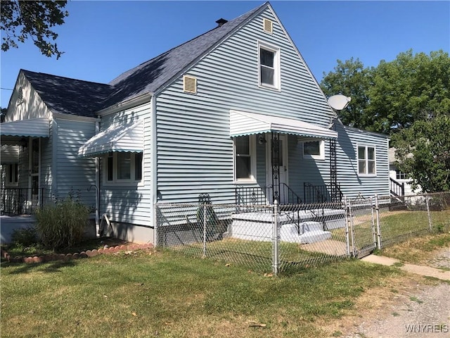 703 81st St, Niagara Falls, NY 14304 - photo 2