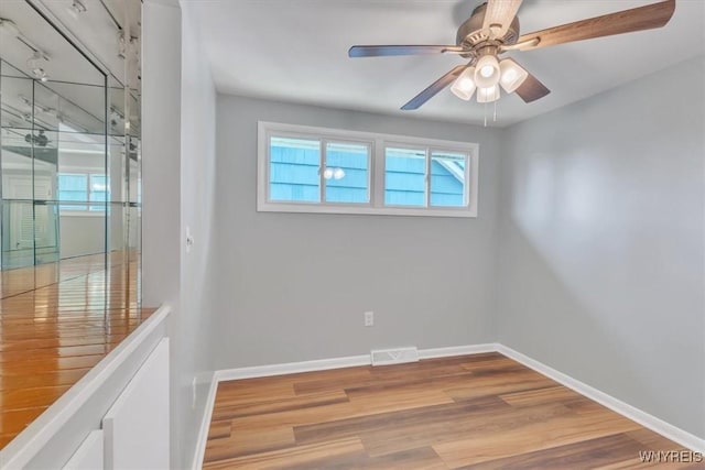 135 Mapleview Dr, Tonawanda, NY 14150 - photo 11