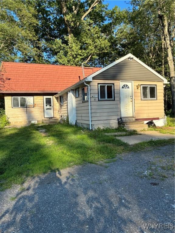 9497 Harrison St, Evans, NY 14006 - photo 2