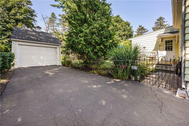 169 E Cheltenham Rd, Syracuse, NY 13205 - photo 33