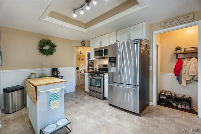 208 Crandon Blvd, Cheektowaga, NY 14225 - photo 3