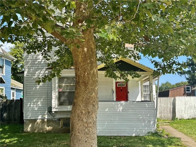711 Linden Pl, Elmira City, NY 14901 - photo 2