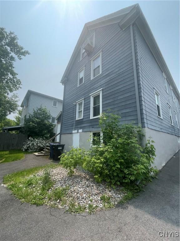 116 Pleasantview Ave Unit 18, Syracuse, NY 13208 - photo 2