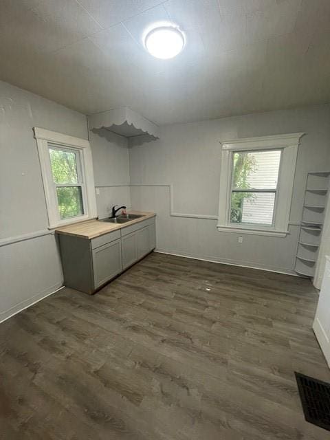 392 Parsells Ave, Rochester, NY 14609 - photo 8