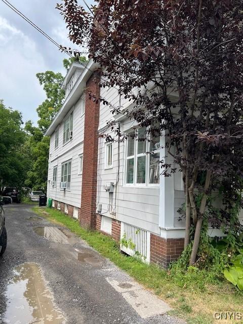 1927 James St, Syracuse, NY 13206 - photo 2