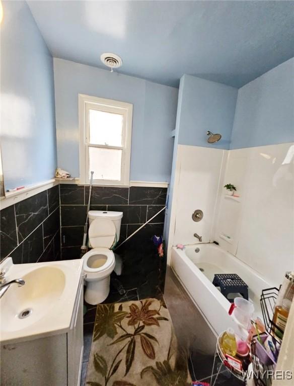 24 Sweet Ave, Buffalo, NY 14212 - photo 35