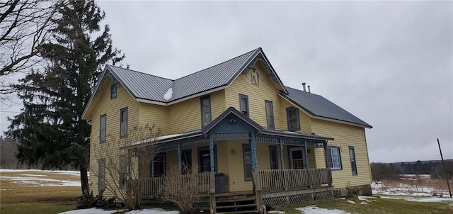 view of front facade with a porch