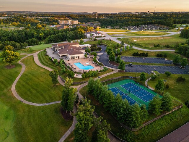 16 Shinnecock Hills Dr, Branson, MO 65616