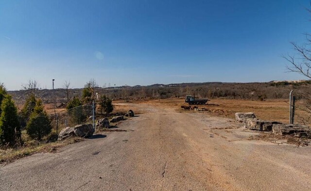 648 Sunrise Dr, Branson, MO 65616