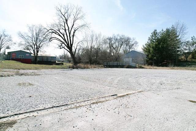 212 E E St, Stockton, MO 65785