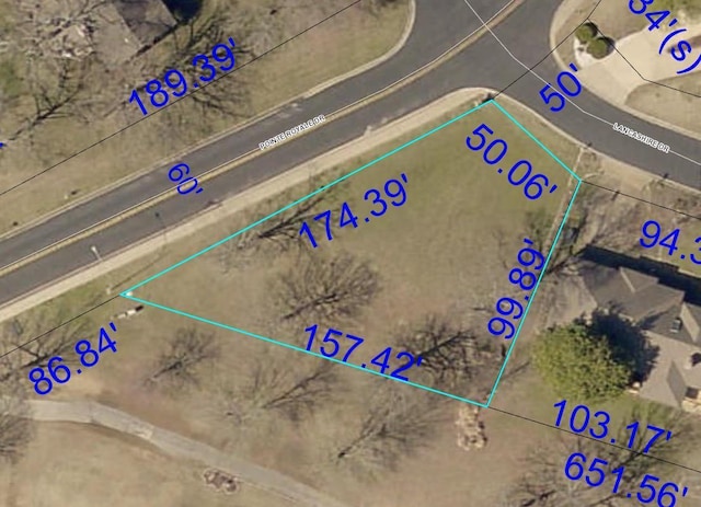329 Lancashire Dr, Branson, MO 65616 - photo 4