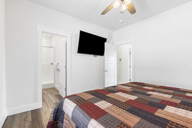 bedroom with light wood-type flooring and ceiling fan