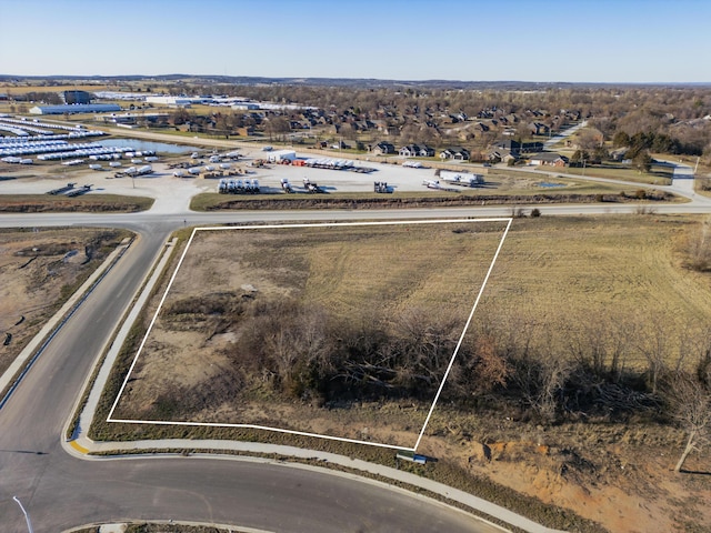 002 S Faith Ct, Bolivar, MO 65613 - photo 1