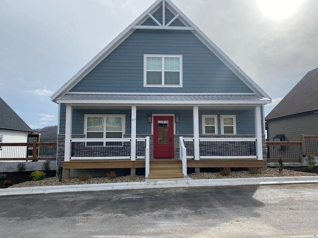 view of front of home with covered porch