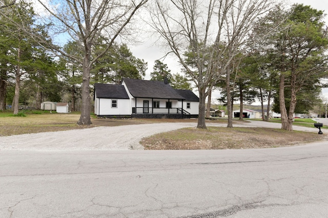 view of front of house with a porch