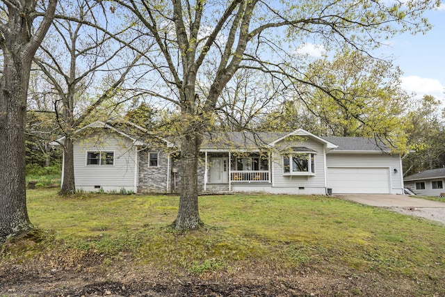 ranch-style house featuring driveway, a porch, a garage, crawl space, and a front yard
