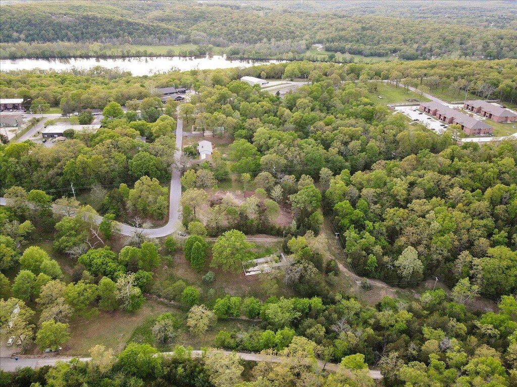 260 Hobart Dr, Forsyth, MO 65653