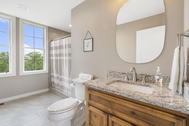 395 Tracy St, Branson, MO 65616 - full bathroom with tile patterned floors, visible vents, toilet, vanity, and a shower with curtain