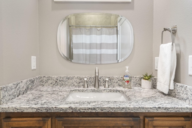395 Tracy St, Branson, MO 65616 - full bath with vanity and curtained shower