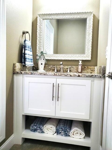 21942 Mill Creek Cir, Shell Knob, MO 65747 - bathroom featuring vanity