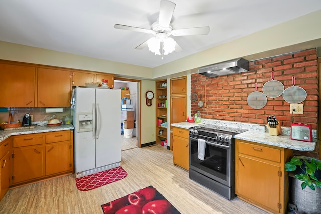 kitchen with ceiling fan, stainless steel range with electric stovetop, light hardwood / wood-style flooring, backsplash, and white fridge with ice dispenser