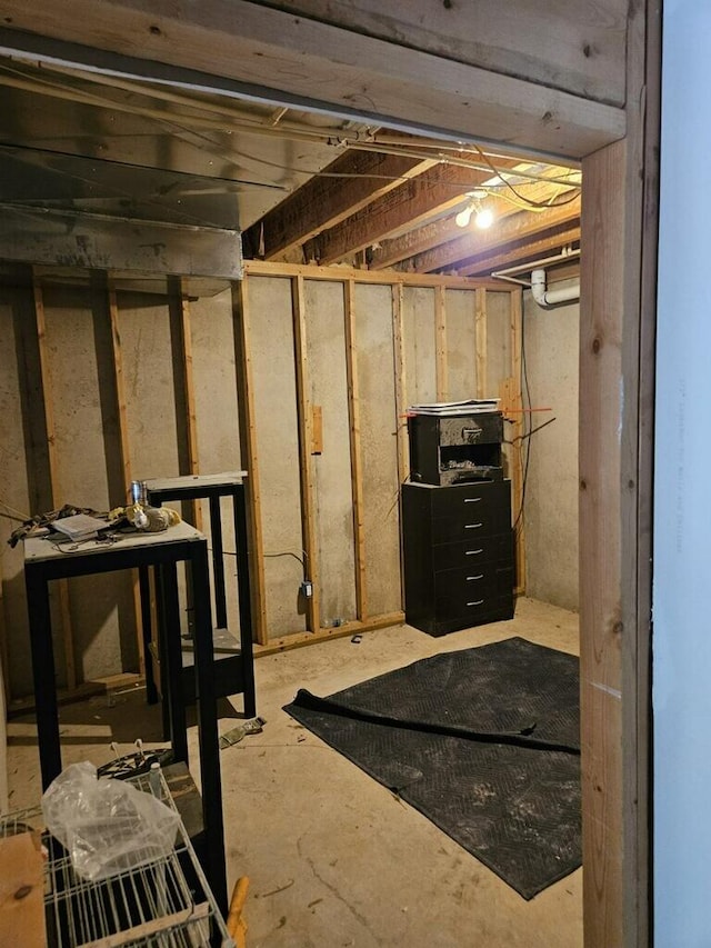 2800 Briaroaks Ln, Joplin, MO 64804 - view of unfinished basement