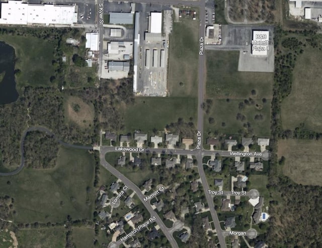 000 Plaza Dr, Monett, MO 65708