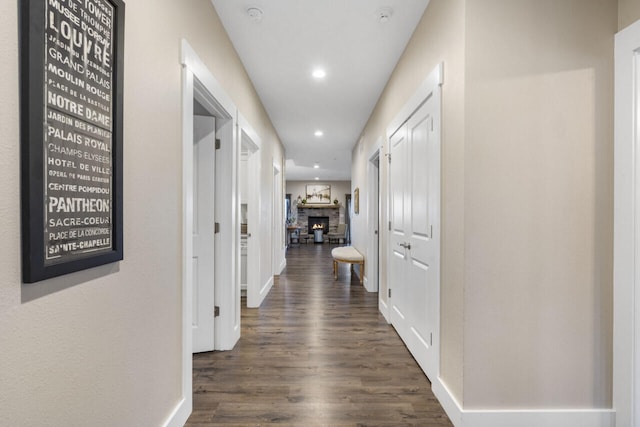 270 Chateau Cove Dr, Branson, MO 65616 - hallway with baseboards, dark wood-style floors, and recessed lighting