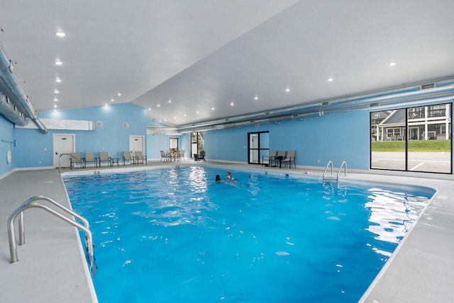270 Chateau Cove Dr, Branson, MO 65616 - view of community pool